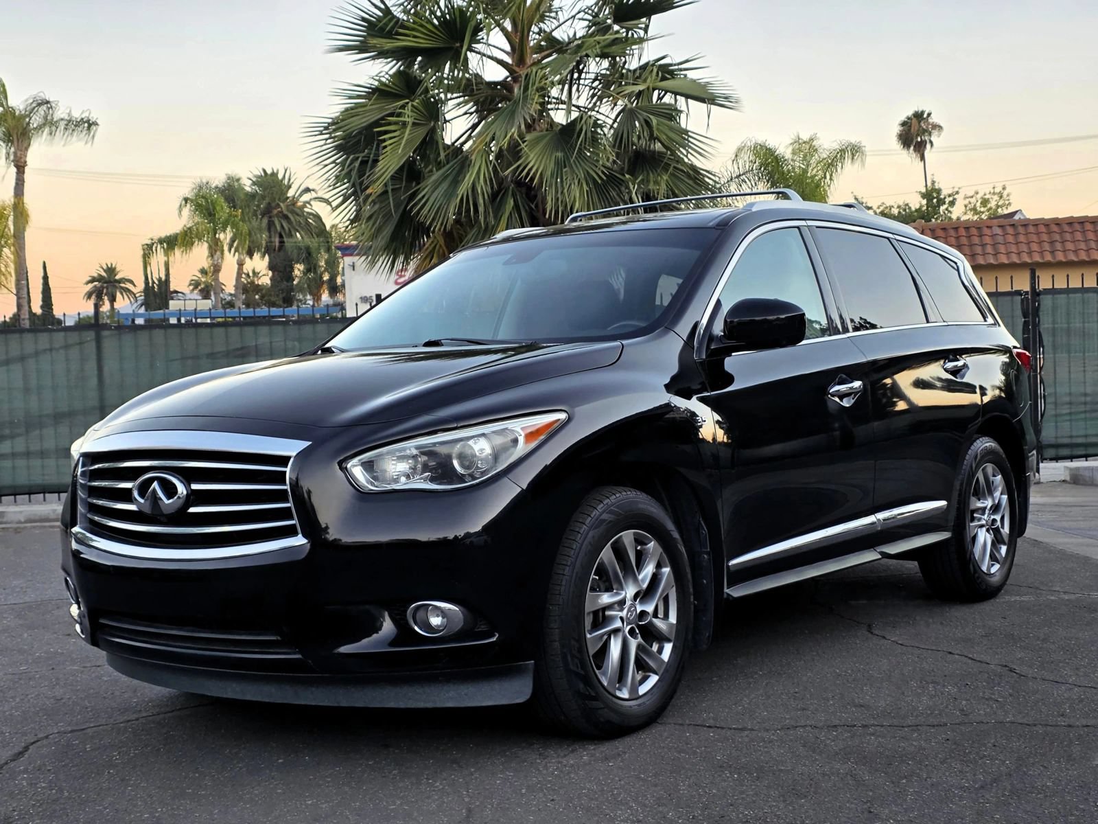 Used 2015 INFINITI QX60 FWD w/ Premium Plus Package image 1