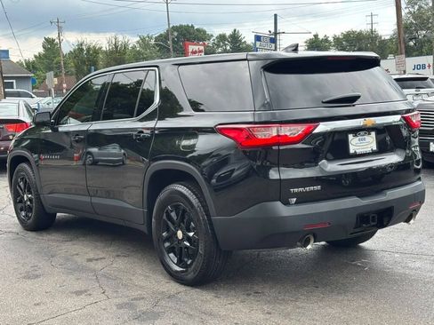 Used 2019 Chevrolet Traverse LS FWD image 6