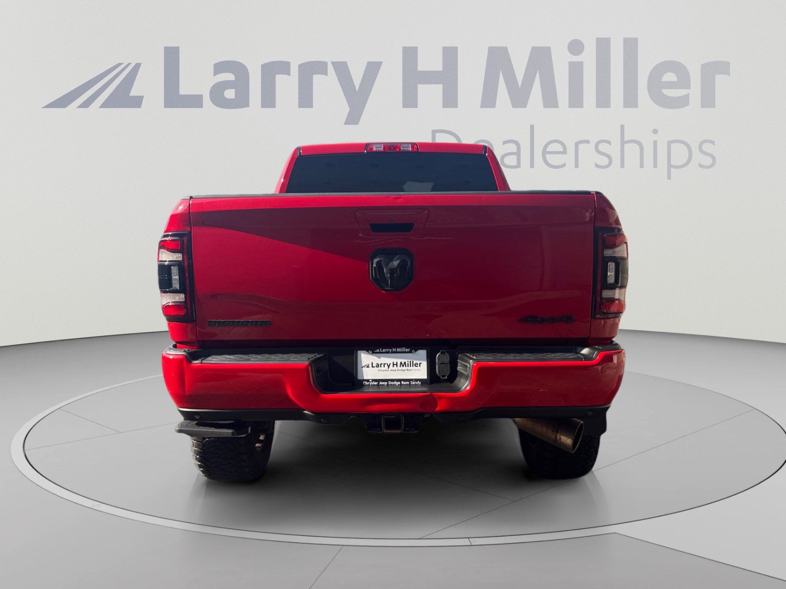 Used 2020 RAM 2500 Big Horn w/ Night Edition AWD/4WD image 4