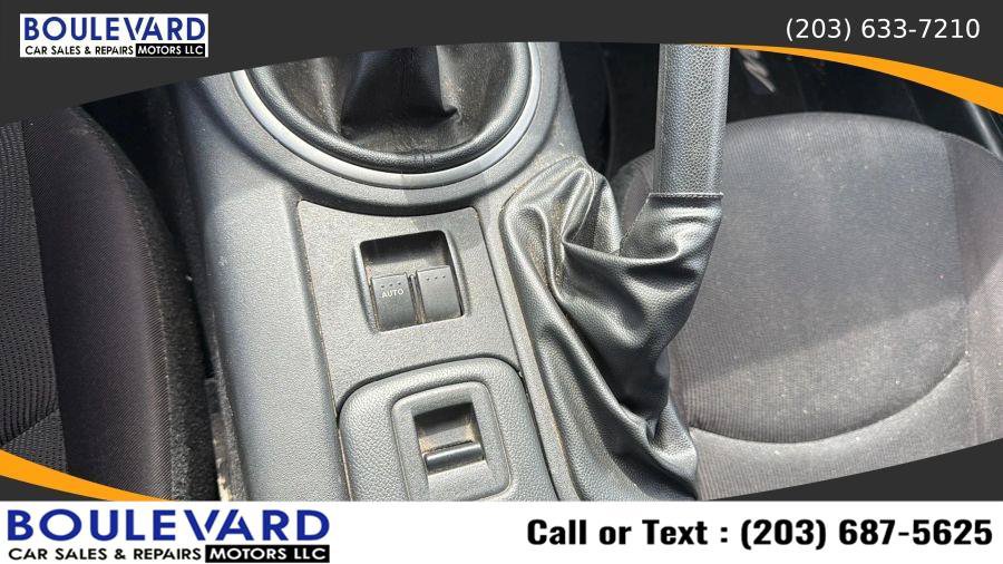 Used 2010 MAZDA MX-5 Miata Sport RWD image 17