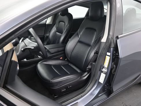Used 2023 Tesla Model 3 Standard Range RWD image 7