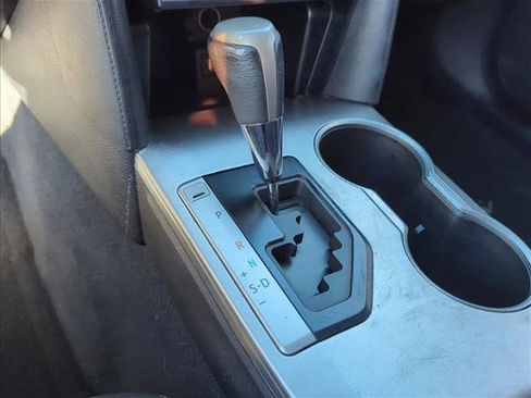Used 2014 Toyota Camry SE image 22