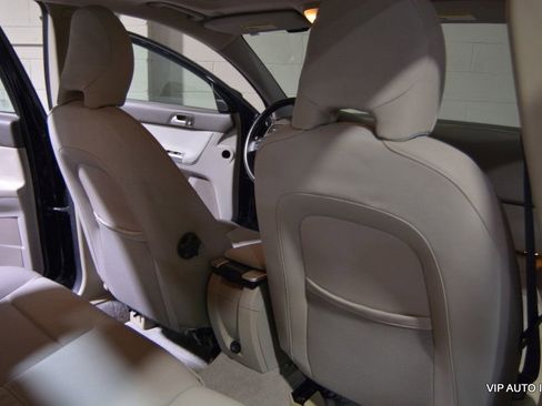 Used 2010 Volvo S40 2.4i image 21