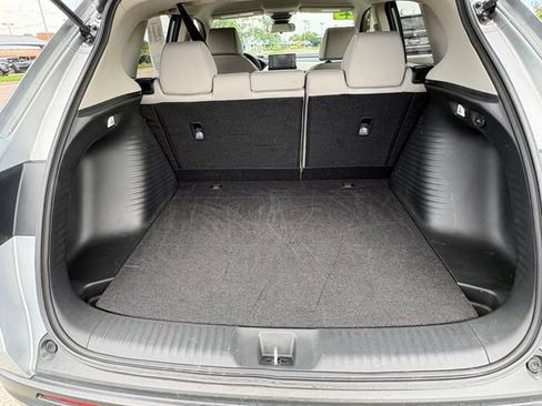 Used 2025 Honda HR-V LX image 26