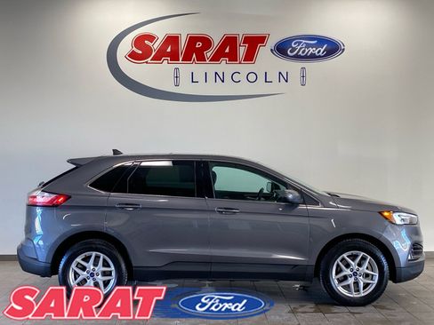 Used 2022 Ford Edge SEL w/ Convenience Package image 1