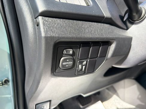 Used 2015 Toyota Prius Two FWD image 11