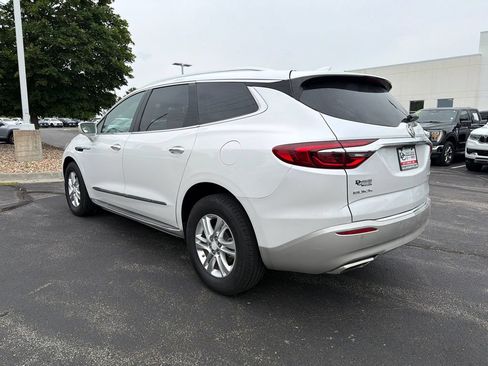 Used 2018 Buick Enclave Premium w/ LPO, Hit The Road Package AWD/4WD image 7