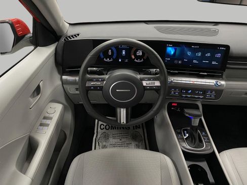 Certified 2024 Hyundai Kona SEL AWD/4WD image 12