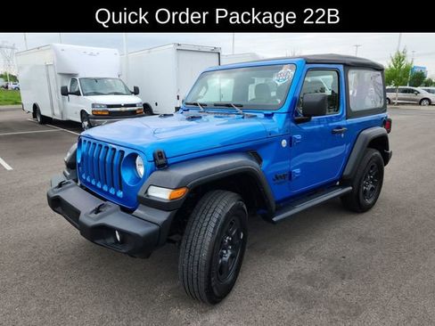 Used 2021 Jeep Wrangler Sport image 3
