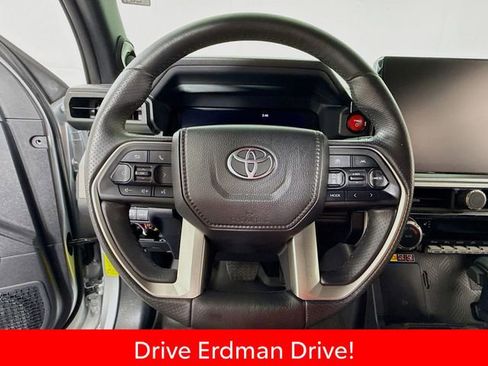 Certified 2026 Toyota 4Runner TRD Off-Road Premium AWD/4WD image 11