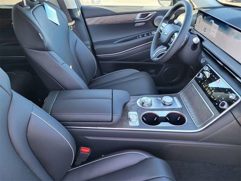 New 2026 Genesis GV80 2.5T Prestige image 13