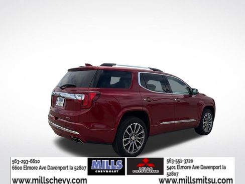 Used 2023 GMC Acadia Denali w/ Denali Ultimate Package AWD/4WD image 5