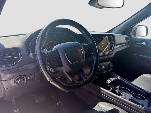 Used 2024 Dodge Durango GT RWD image 7