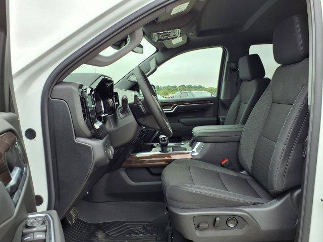 New 2026 Chevrolet Silverado 2500 Custom w/ Custom Value Package AWD/4WD image 15