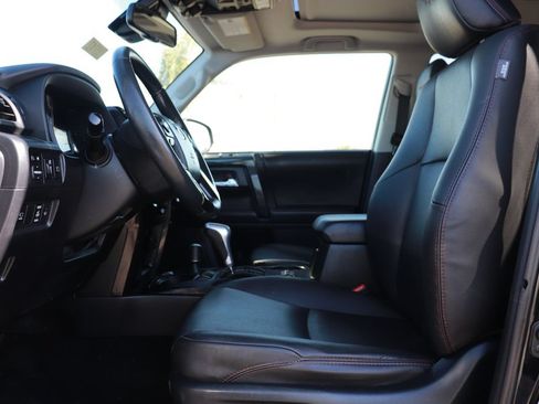 Used 2023 Toyota 4Runner TRD Off-Road Premium w/ Off Road Premium Plus Package AWD/4WD image 10