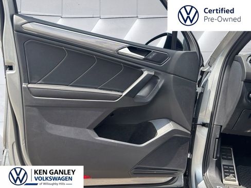 Used 2023 Volkswagen Tiguan SE R-Line FWD image 22