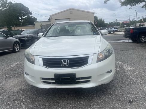 Used 2010 Honda Accord EX-L image 3