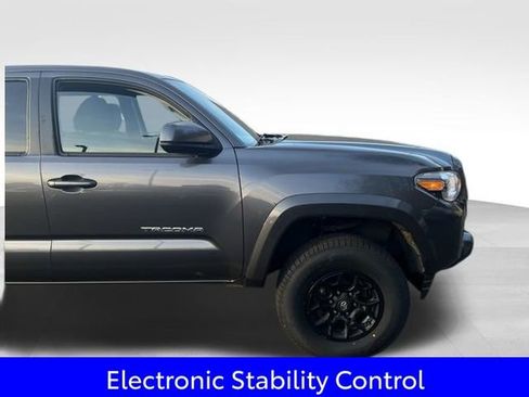 Used 2021 Toyota Tacoma SR image 13