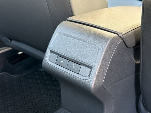 Used 2019 Volkswagen Jetta R-Line w/ R-Line Cold Weather Package image 18