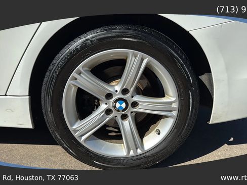 Used 2014 BMW 328i xDrive Sedan AWD/4WD image 17