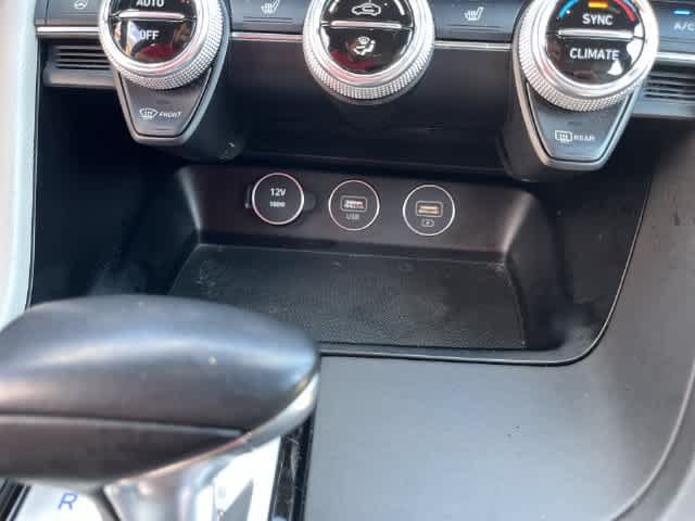 Used 2023 Genesis G70 2.0T AWD/4WD image 25