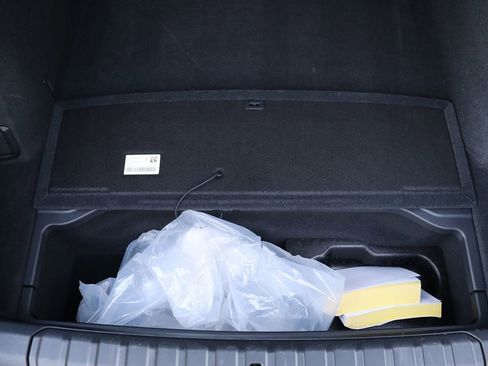 Used 2022 Porsche Taycan 4 Cross Turismo image 52