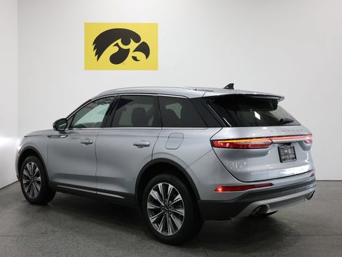 Used 2022 Lincoln Corsair Reserve AWD/4WD image 9