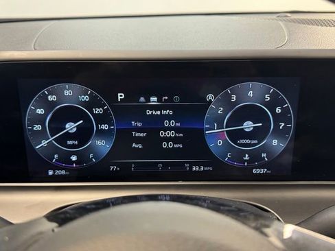 Used 2026 Kia Seltos EX FWD image 9