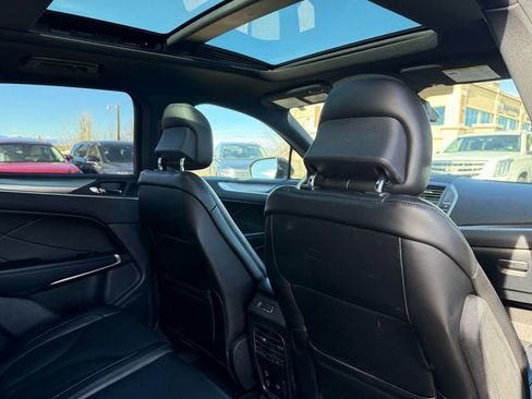 Used 2019 Lincoln MKC Reserve image 23