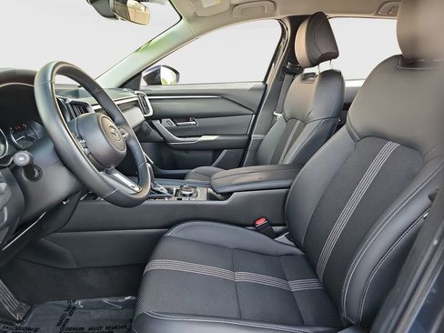 Used 2025 MAZDA CX-50 AWD 2.5 S w/ Cargo Package image 16