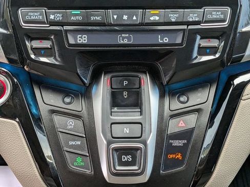 Certified 2021 Honda Odyssey Touring image 16