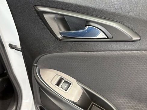 Used 2021 Chevrolet Malibu LT image 27