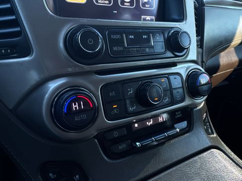 Used 2019 GMC Yukon Denali w/ Denali Ultimate Package image 30