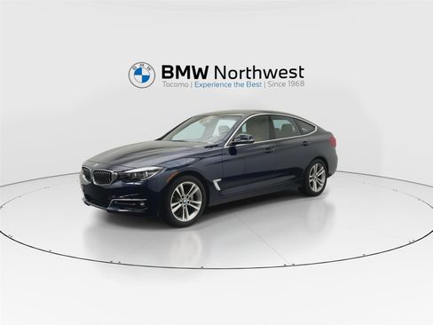 Used 2017 BMW 340i Gran Turismo xDrive image 9