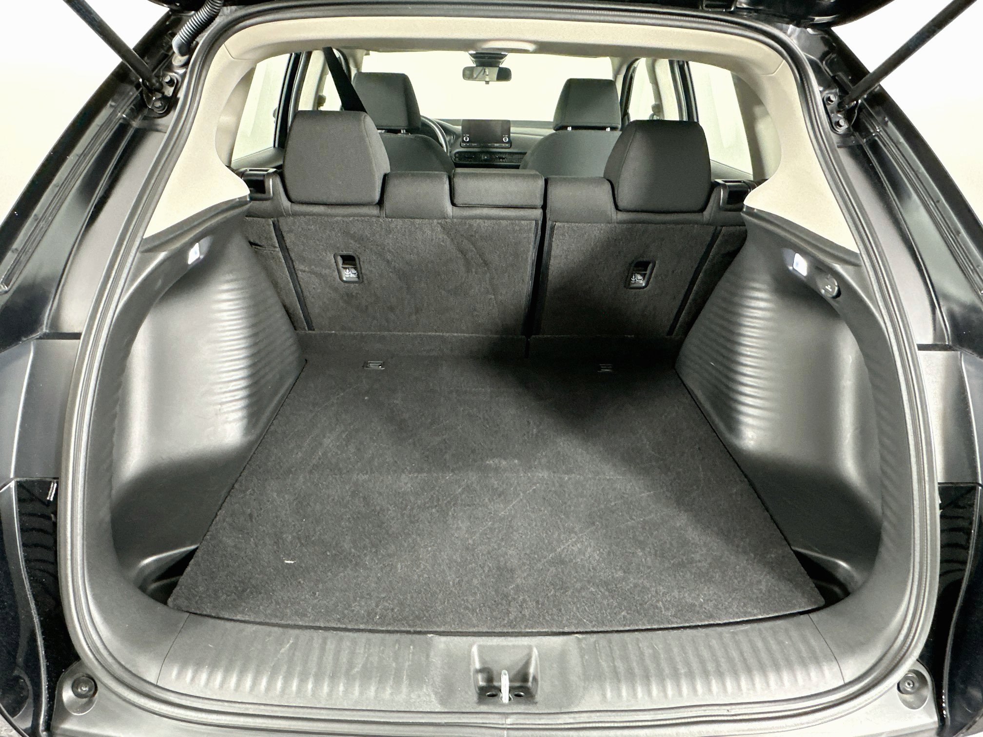 Used 2025 Honda HR-V LX image 26