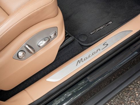 Used 2024 Porsche Macan S image 31