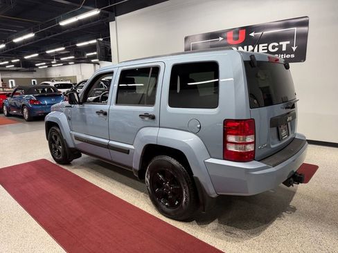 Used 2012 Jeep Liberty Arctic AWD/4WD image 12