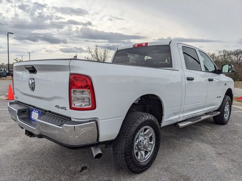Used 2022 RAM 2500 Tradesman w/ Chrome Appearance Group image 17