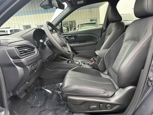 Used 2025 Subaru Forester Touring image 19