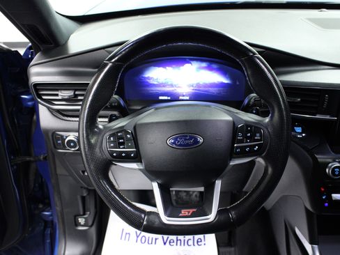 Used 2020 Ford Explorer ST w/ ST Street Pack image 17