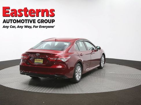 Used 2019 Toyota Camry LE FWD image 37