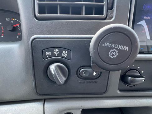 Used 2004 Ford F350 Lariat AWD/4WD image 47