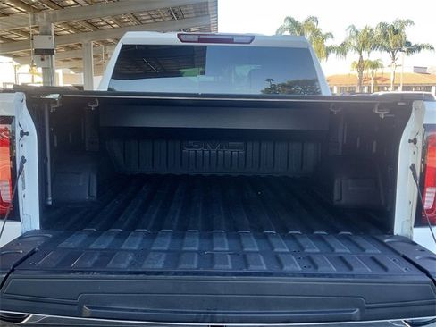 Certified 2024 GMC Sierra 1500 SLT w/ SLT Premium Package image 27