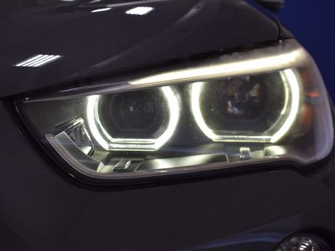 Used 2018 BMW X1 xDrive28i image 34