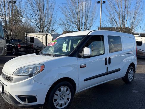 Used 2020 RAM ProMaster City SLT image 8