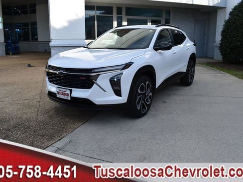 New 2026 Chevrolet Trax RS w/ Driver Confidence Package image 5