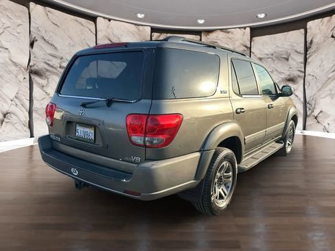 Used 2005 Toyota Sequoia SR5 RWD image 8