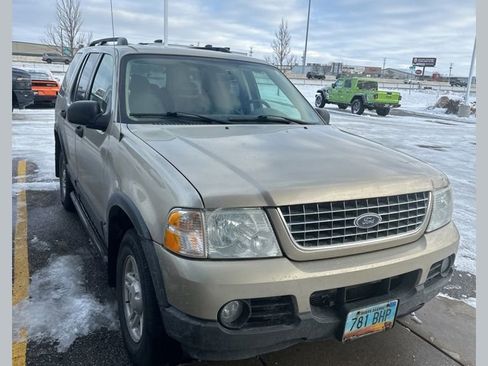 Used 2003 Ford Explorer XLT image 1