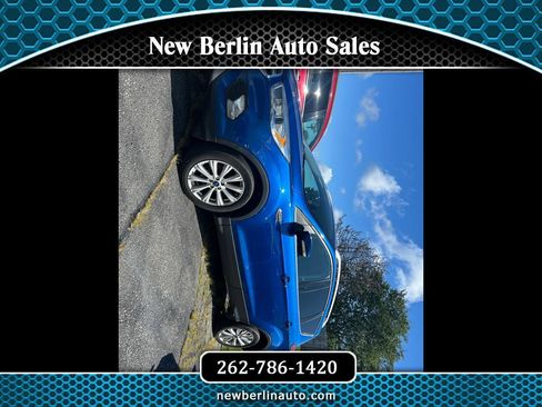 Used 2017 Ford Escape Titanium w/ Equipment Group 301A AWD/4WD image 1