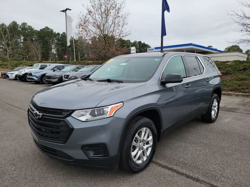 Used 2021 Chevrolet Traverse LS w/ LPO, Blackout Package image 7